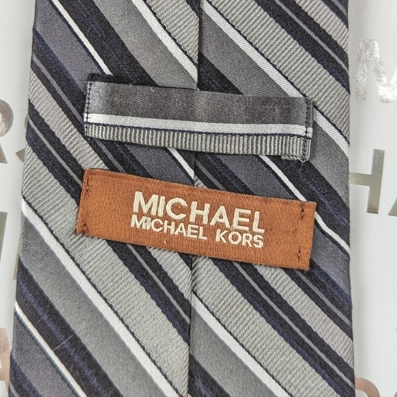 MICHAEL Michael Kors Men's Striped Silk Necktie in Silver & Blue - Picture 3 of 7